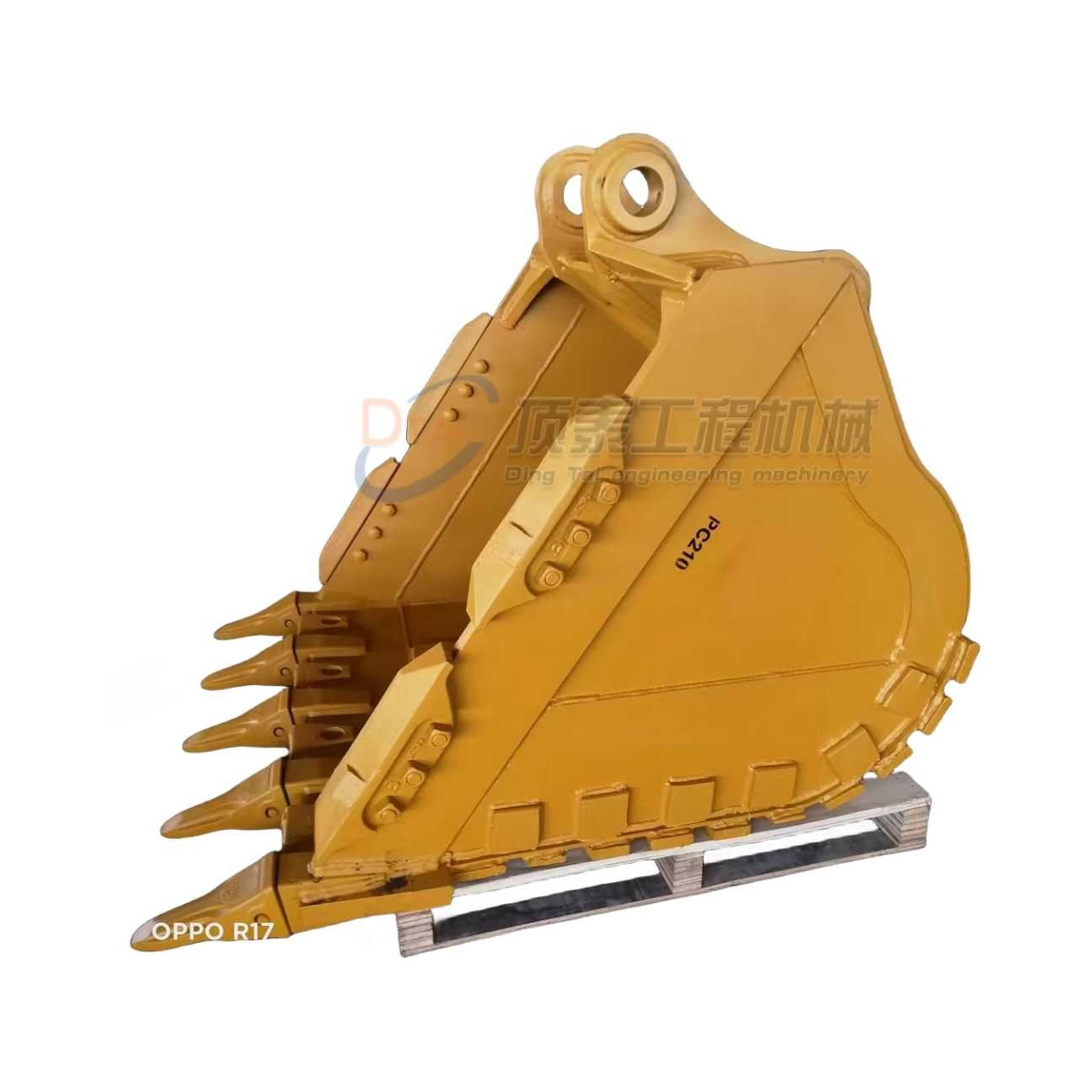 Скальный ковш для экскаватора PC210